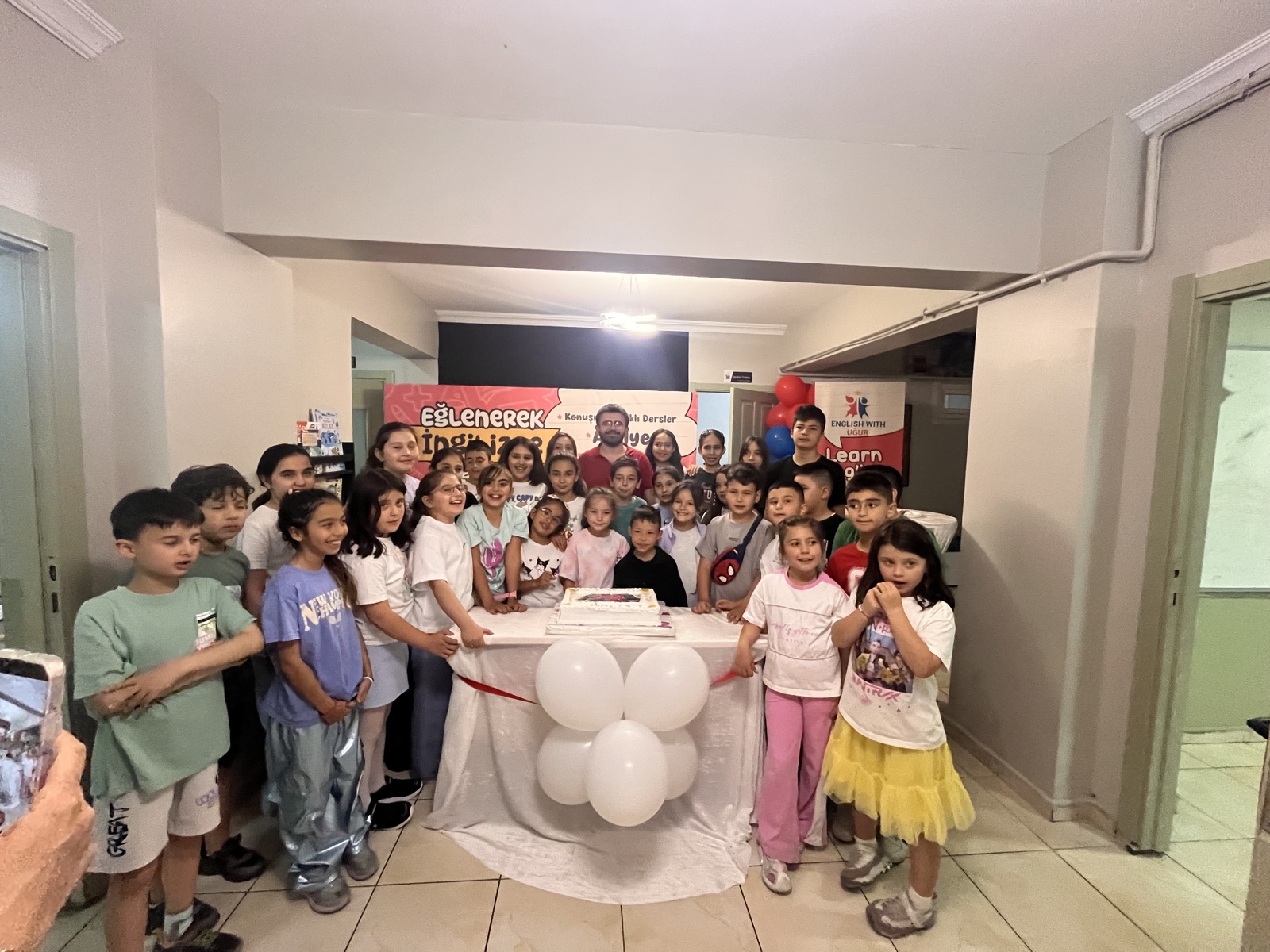 English with Uğur öğrencileri